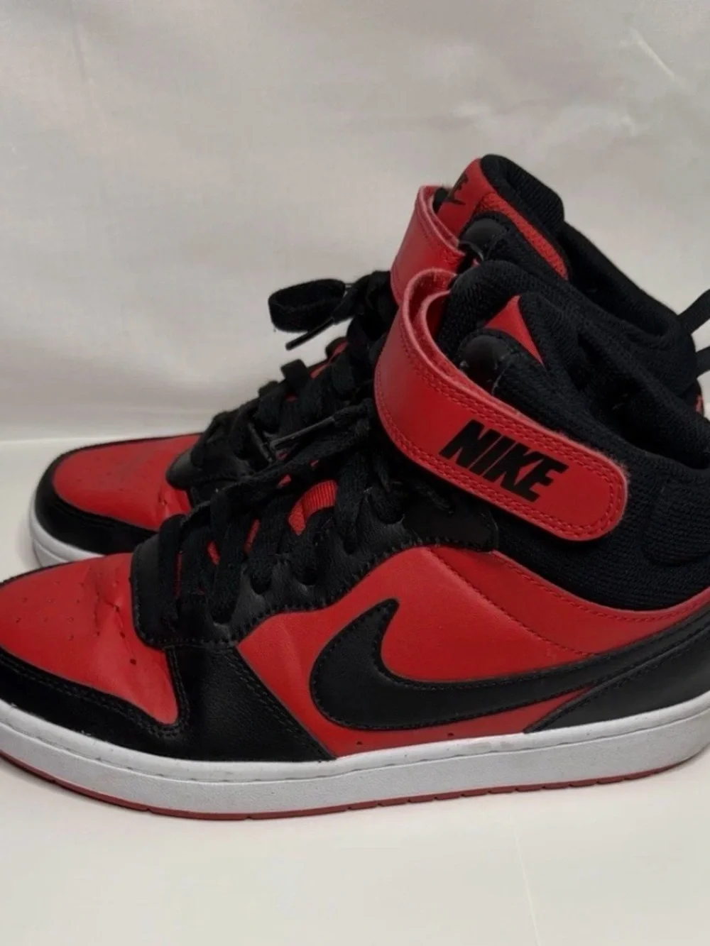 Nike bold red